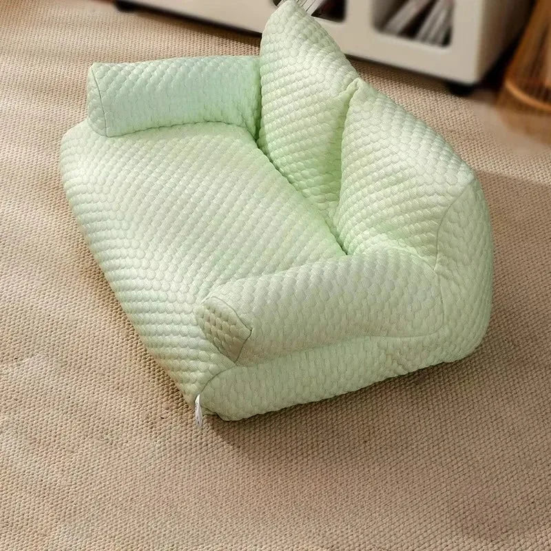 All Seasons Pet Sofa - Fluffzy